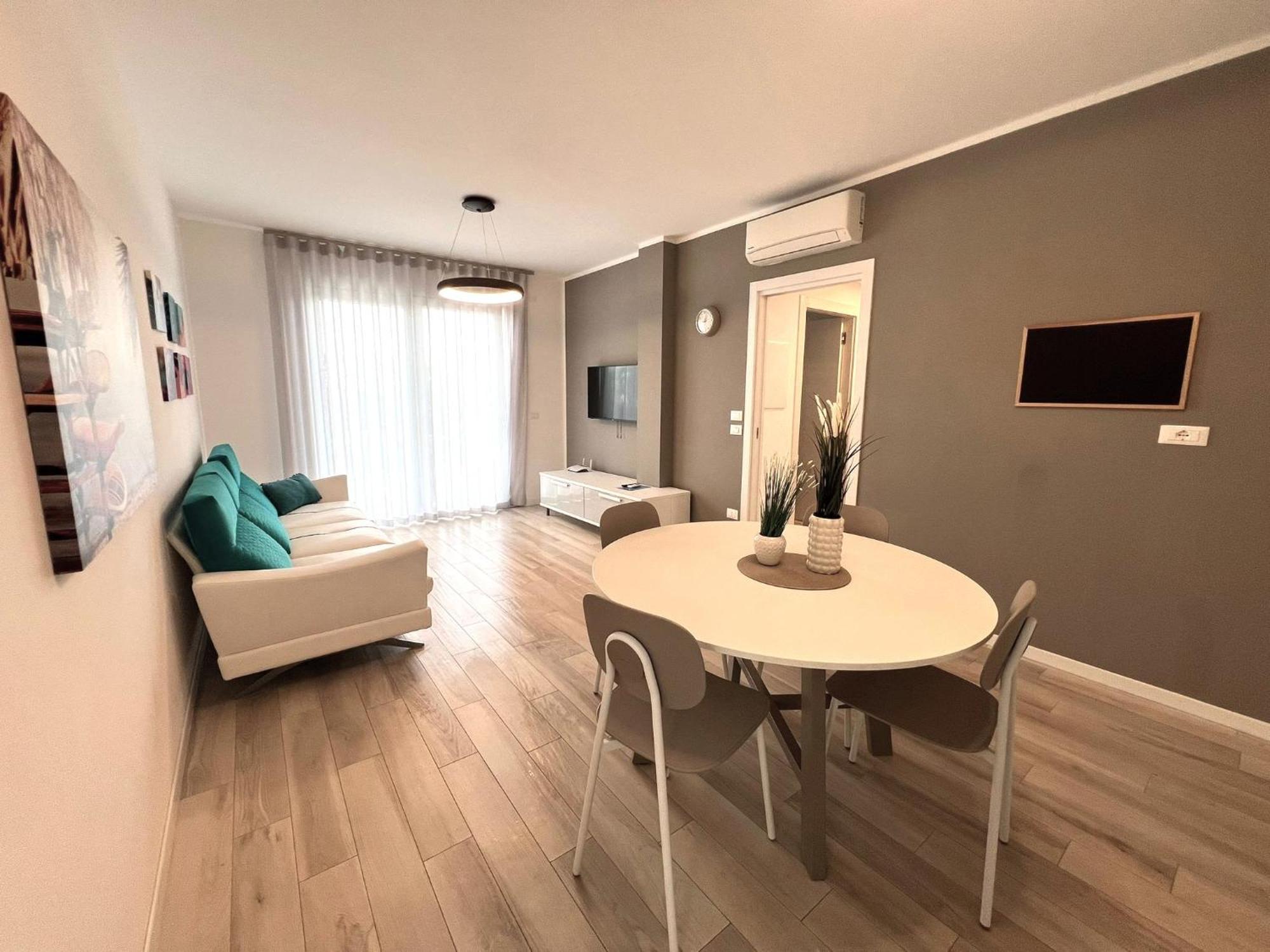Sun Beach Residence Con Piscina - Piazza Brescia - Adria Holiday Jesolo - Family Apartments Cameră foto